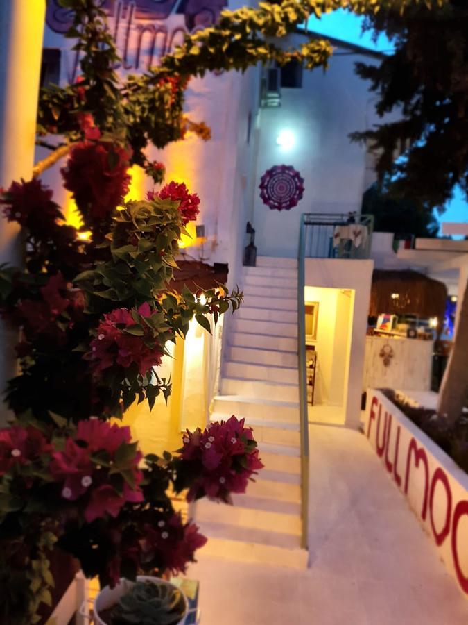 Fullmoon Rooms Cesme Кешме Экстерьер фото