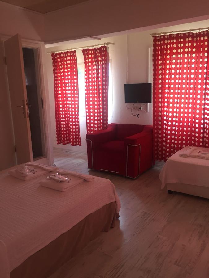 Fullmoon Rooms Cesme Кешме Экстерьер фото
