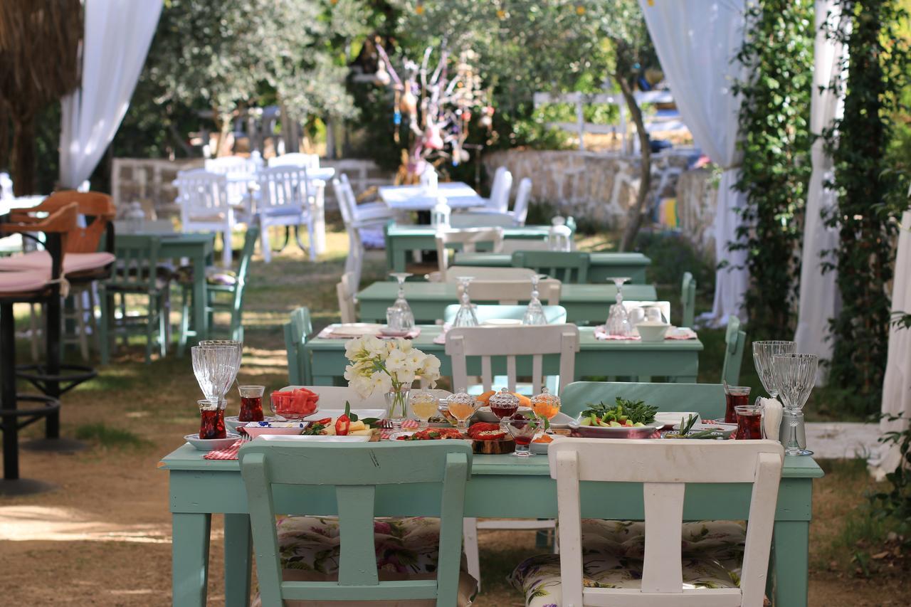 Fullmoon Rooms Cesme Кешме Экстерьер фото