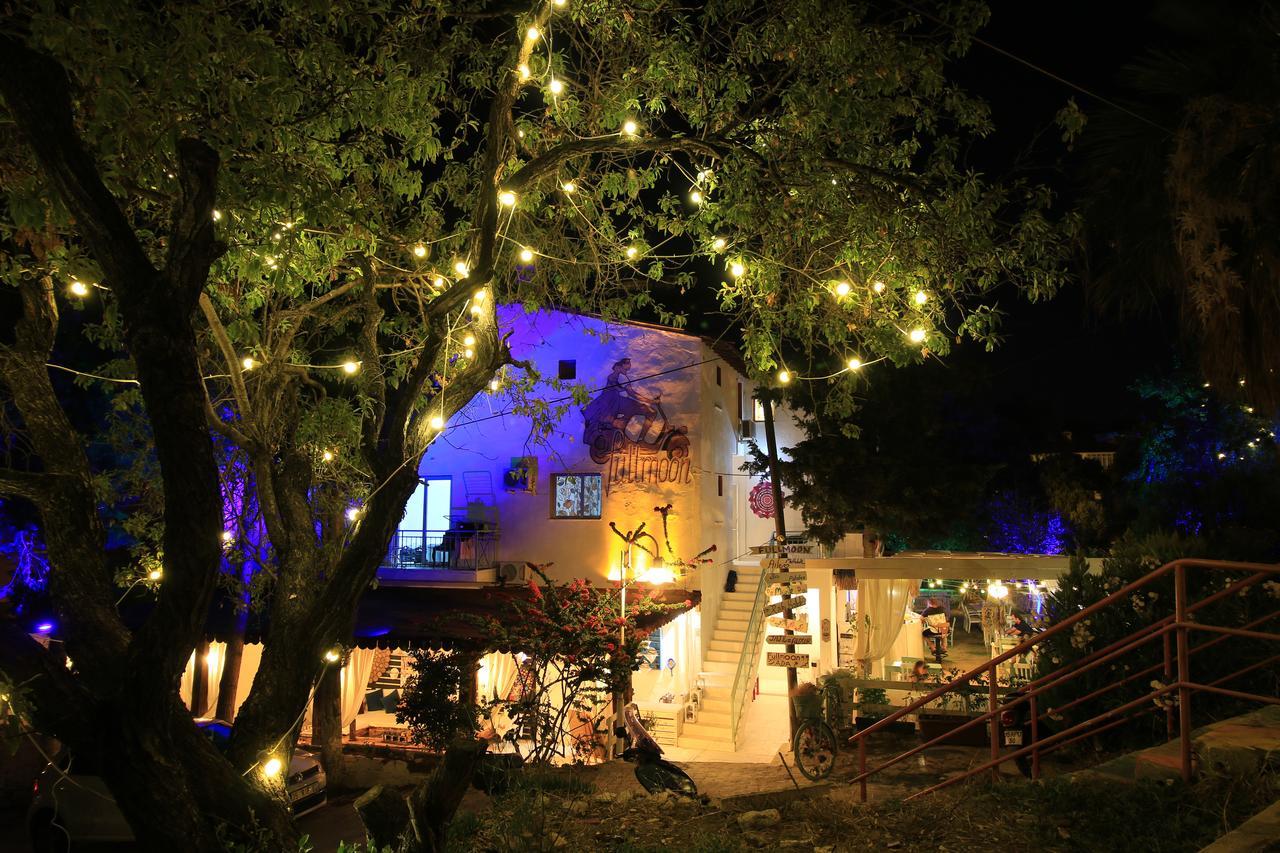 Fullmoon Rooms Cesme Кешме Экстерьер фото
